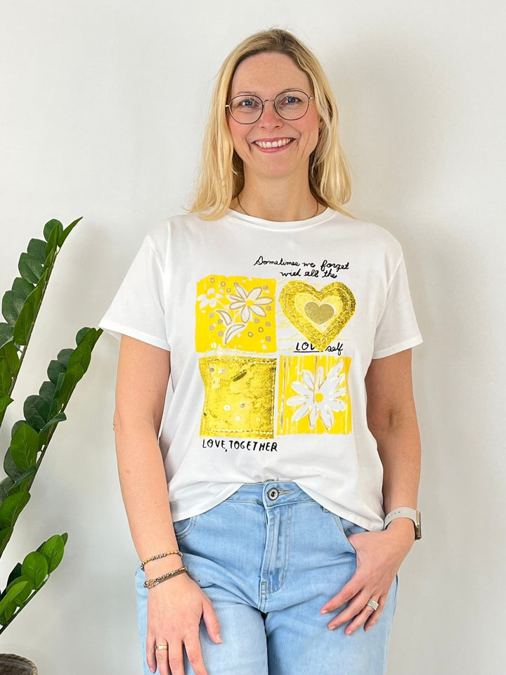 T-Shirt "hearts &amp; flowers", weiß-gelb von Bella Vita - Mode &amp; Lifestyle