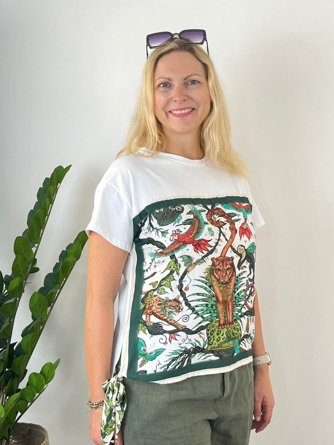 T-Shirt mit Tücherdruck "Jungle", grün von Bella Vita - Mode & Lifestyle