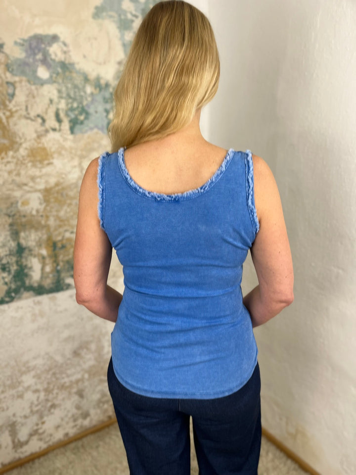 Tanktop mit Fransenkante von Bella Vita - Mode &amp; Lifestyle