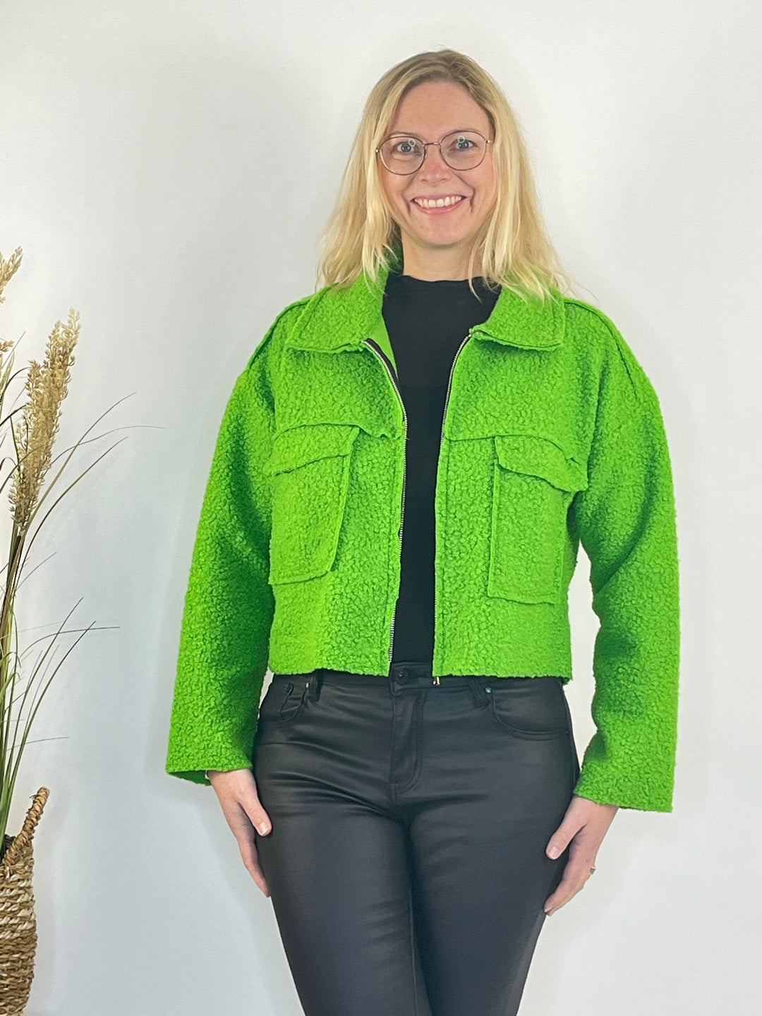 Teddy-Kurzjacke, grün von Bella Vita - Mode & Lifestyle
