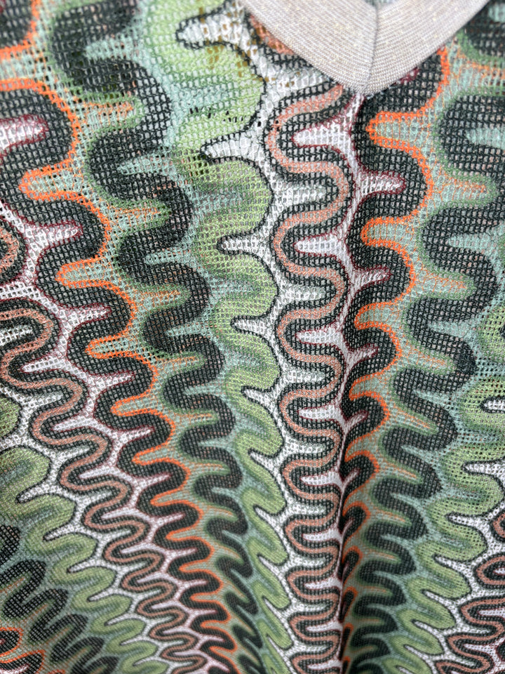 Top with zigzag pattern