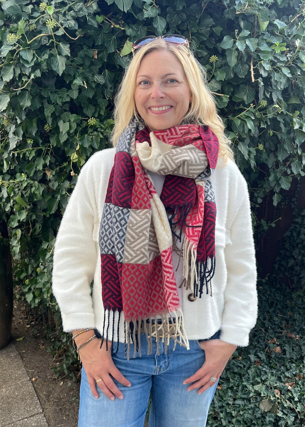 Viskoseschal Jacquard Mix, bordeaux von Bella Vita - Mode & Lifestyle