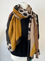 Viskoseschal Modern Dots, curry von Bella Vita - Mode & Lifestyle