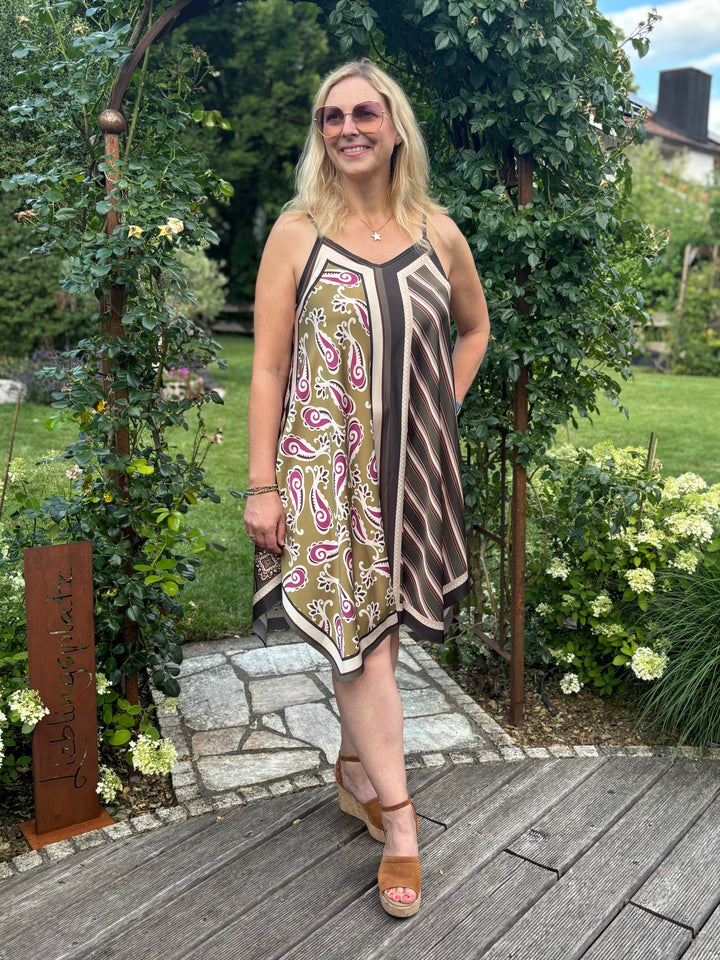 Wendekleid im Printmix, khaki von Bella Vita - Mode &amp; Lifestyle