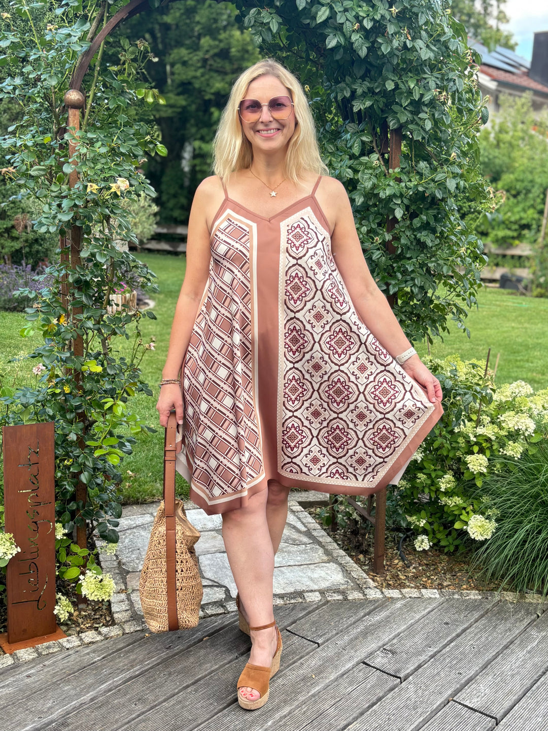 Wendekleid im Printmix, taupe von Bella Vita - Mode &amp; Lifestyle