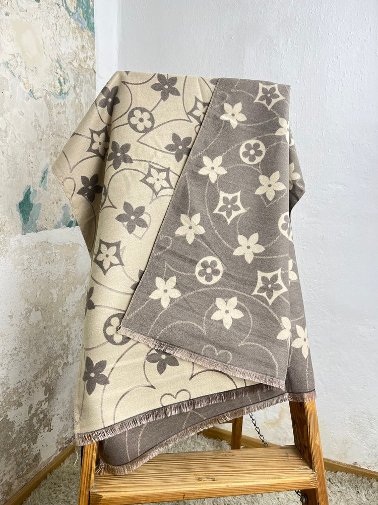 Wendeschal mit floralem Muster von Bella Vita - Mode &amp; Lifestyle