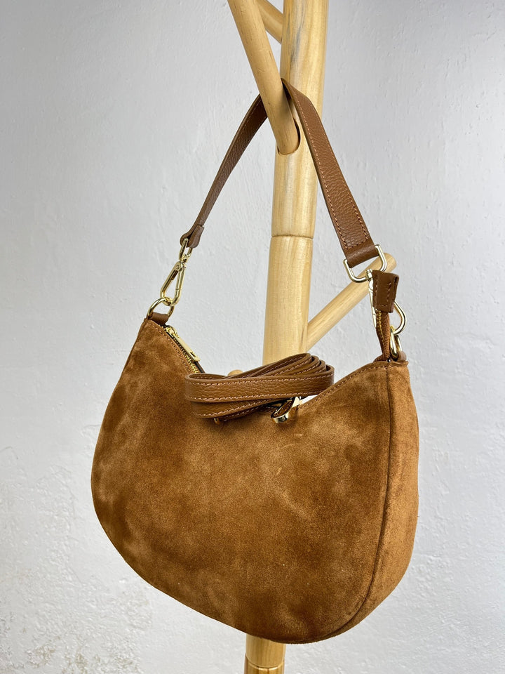 Wildledertasche Half-Moon, cognac von Bella Vita - Mode &amp; Lifestyle