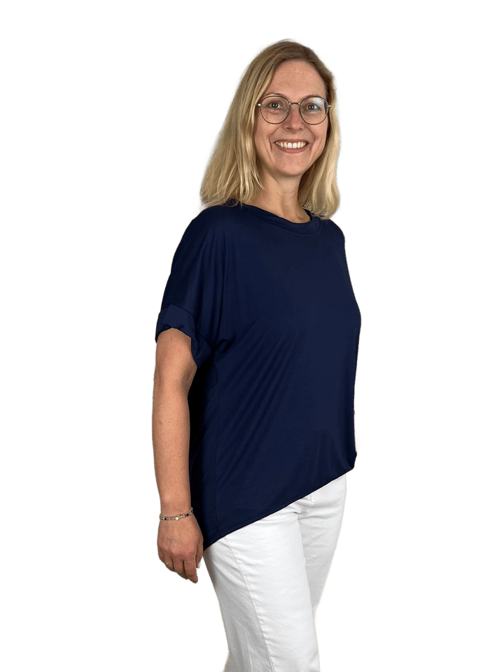 Basicshirt mit Zierring hinten