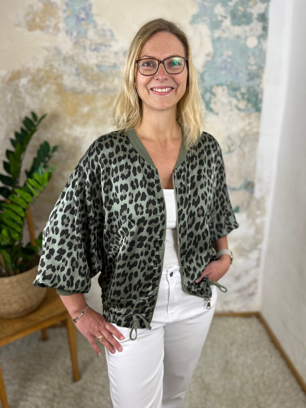 Satinblouson Leoprint mit Reißverschluss