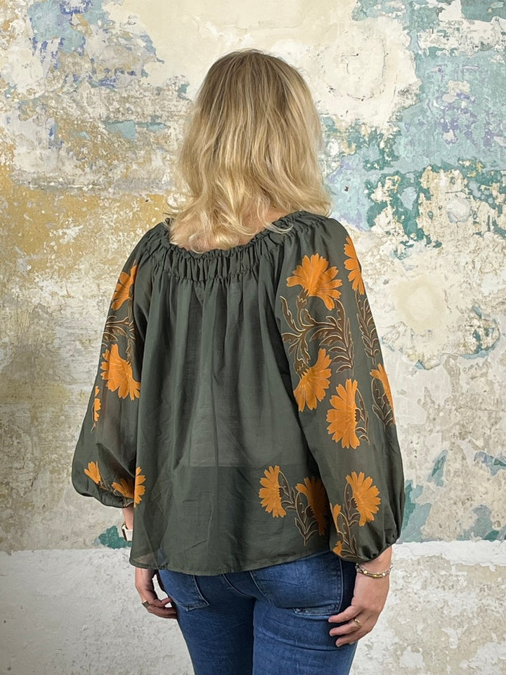 Bluse mit Alloverdruck und elastischen Abschlüssen, khaki
