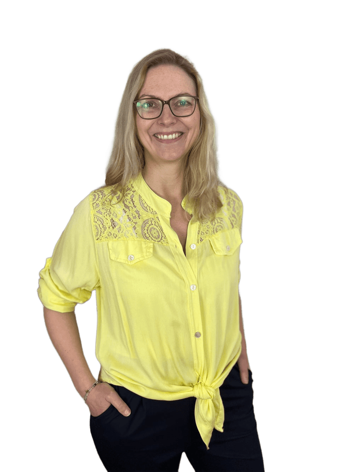 Bluse mit Spitzeneinsatz in Feincordoptik