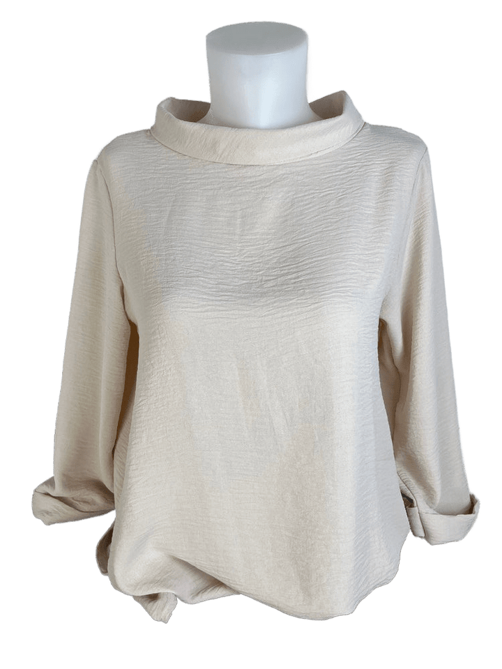 Bluse mit weitem Stehkragen und 3/4-Arm