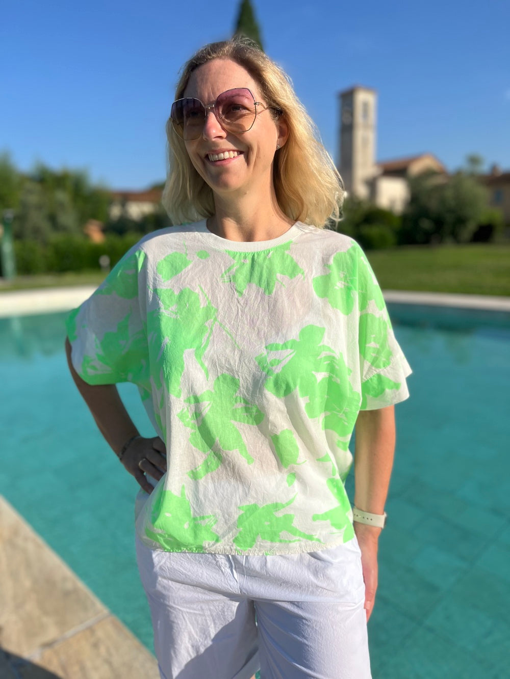 Blusenshirt, Neon