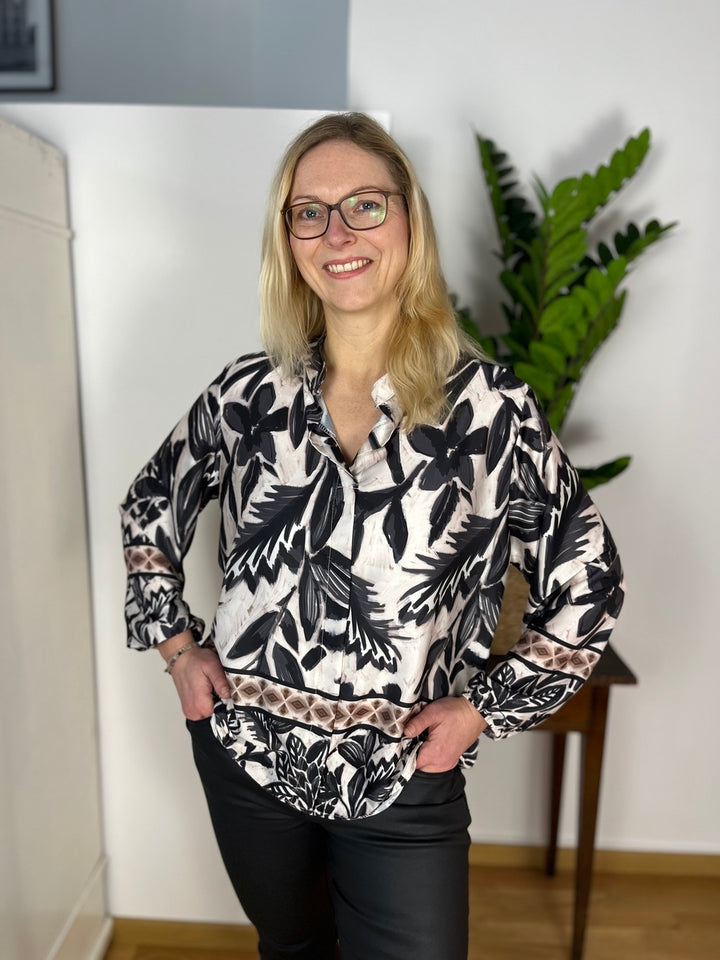 Druckbluse mit Stehkragen