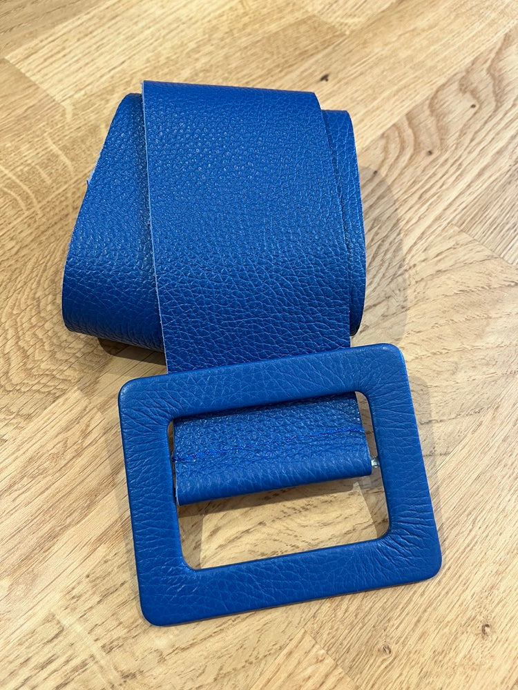 Echtleder-Gürtel mit eckiger Schließe von Bella Vita - Mode & Lifestyle