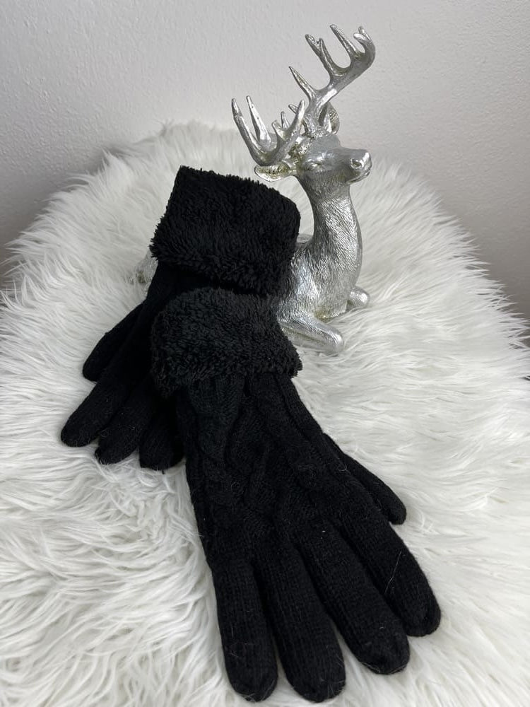 Handschuhe mit Zopfmuster und Teddy-Besatz