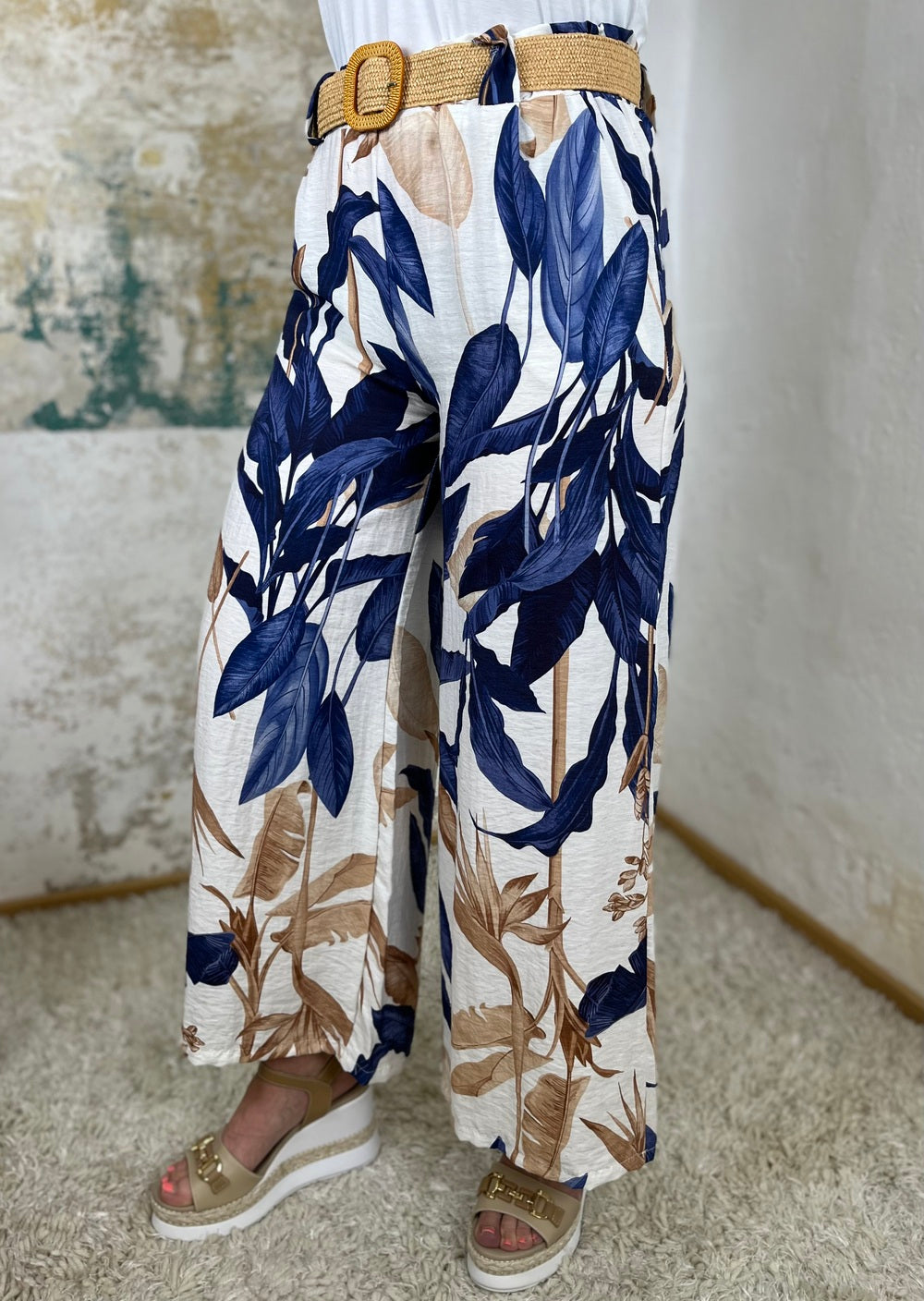 Marlenehose mit Leinen, Alloverdruck