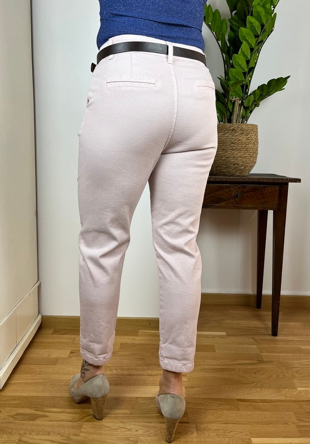Chino in Strukturware mit Ziergürtel