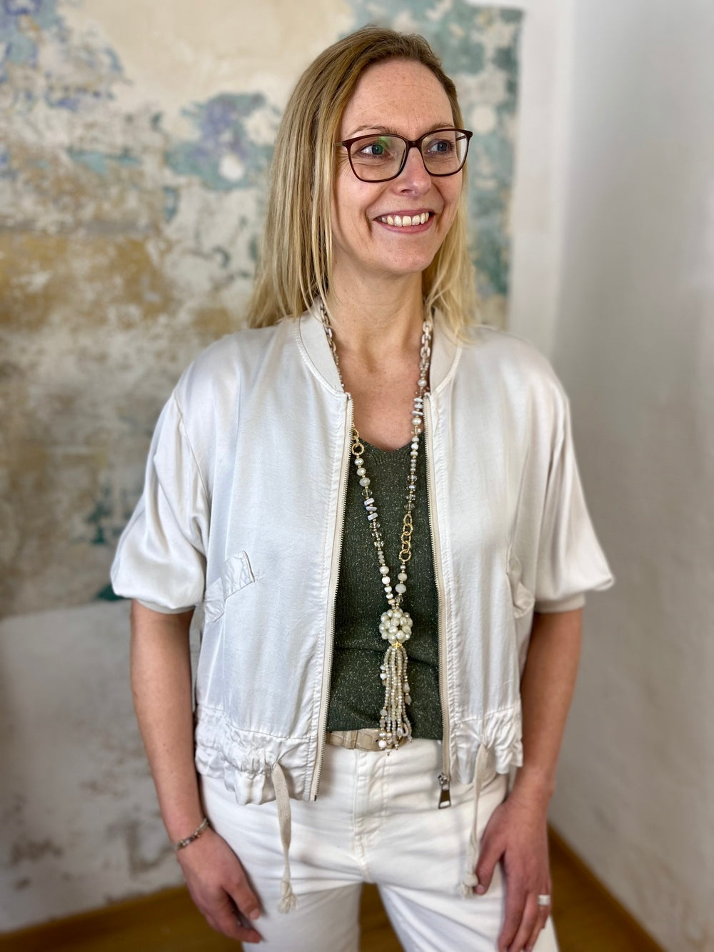 Satinjacke mit Reißverschluss, kurze Form