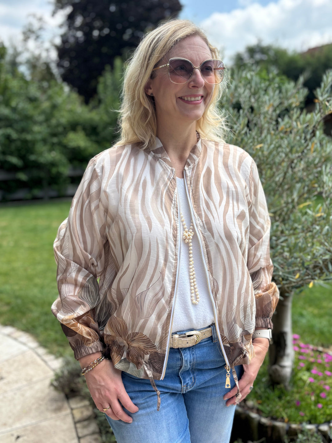 leichter Blouson mit Alloverdruck, beige von Bella Vita - Mode &amp; Lifestyle