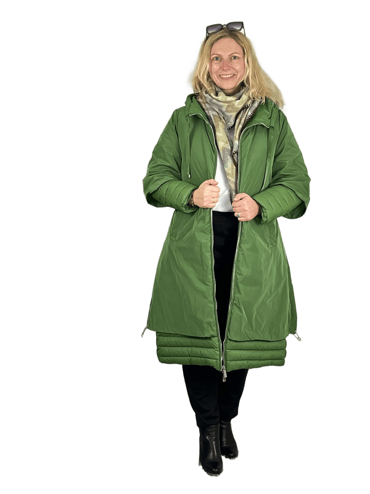 Mantel mit Kapuze in 2-in-1-Optik, grün von Bella Vita - Mode & Lifestyle