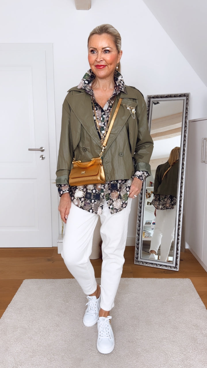 Longbluse grafisch, khaki-beige von Bella Vita - Mode & Lifestyle