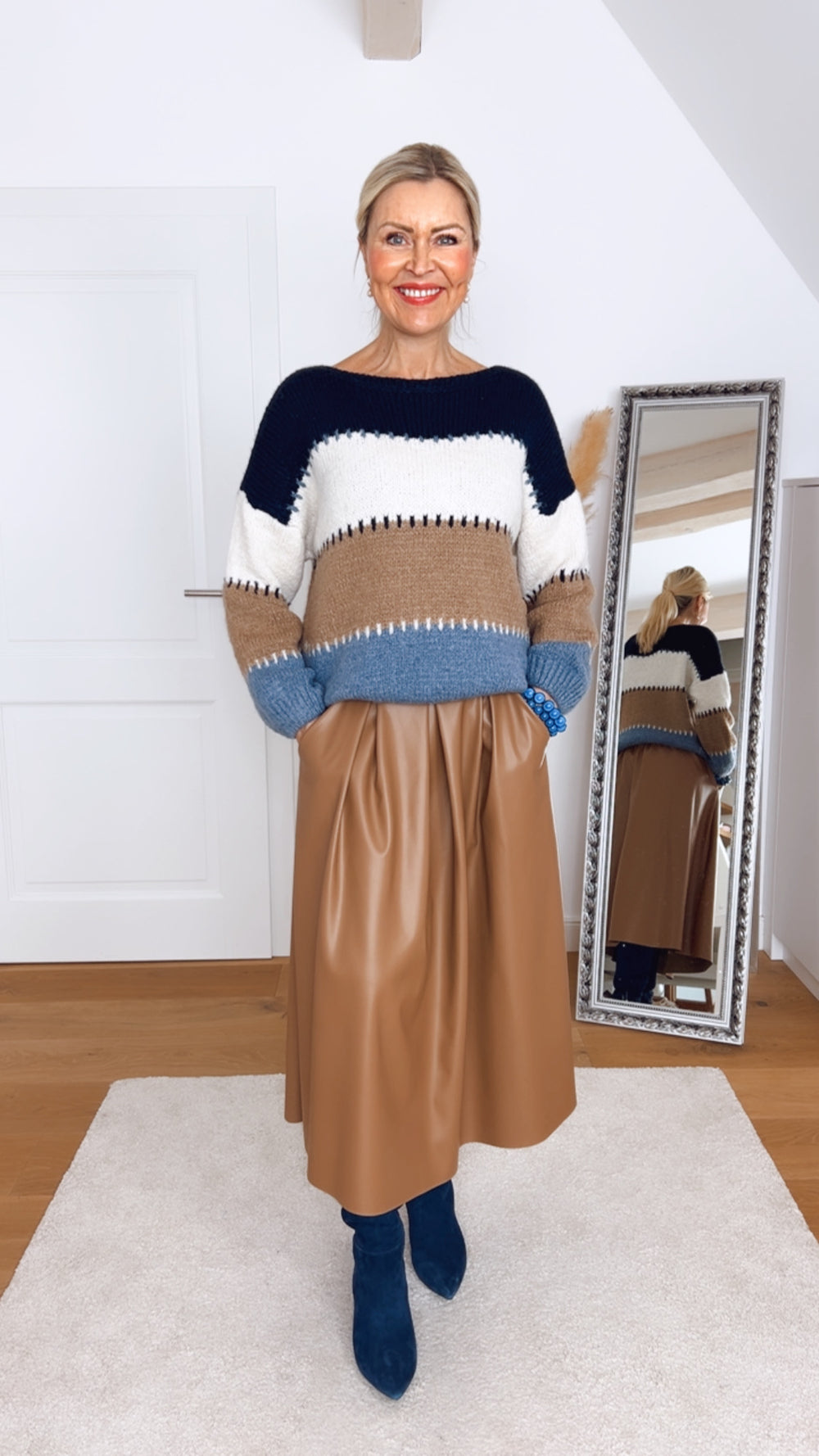 Pullover Colour-Block, blau-beige von Bella Vita - Mode & Lifestyle