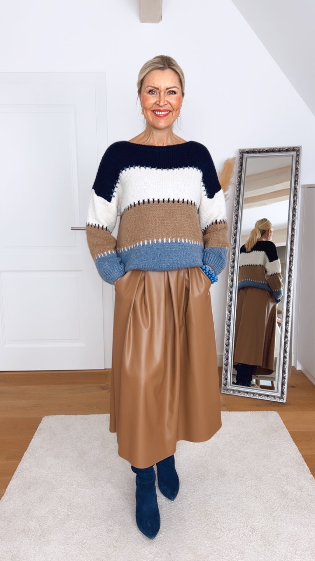 Pullover Colour-Block, blau-beige von Bella Vita - Mode & Lifestyle