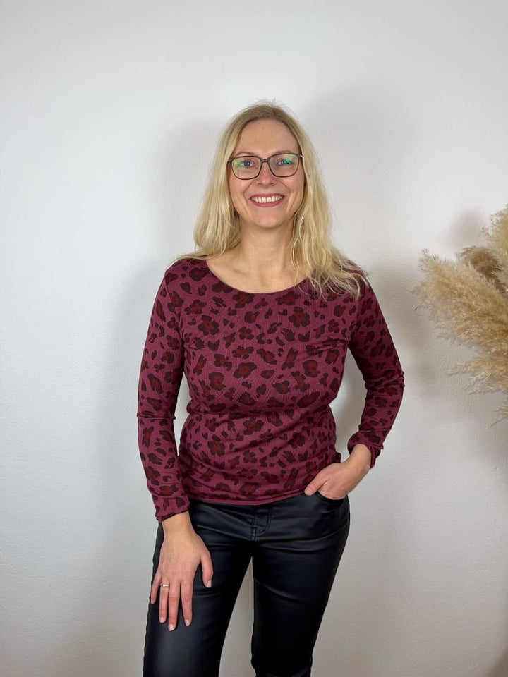 Pullover Leo mit Rundhals, versch. Farben