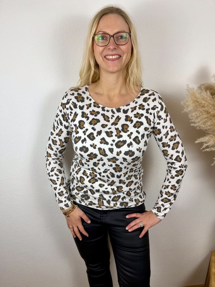 Pullover Leo mit Rundhals, versch. Farben