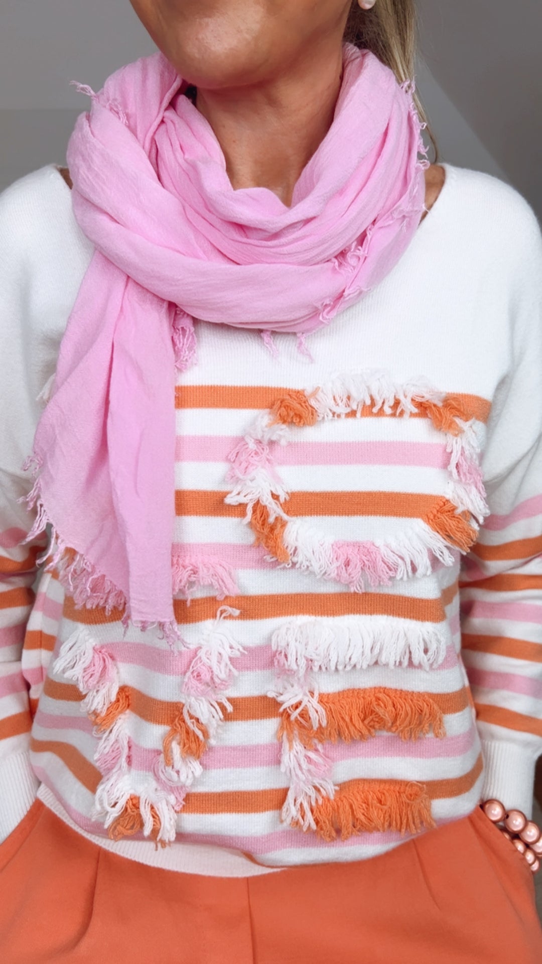 Viskoseschal mit Fransen, rosa von Bella Vita - Mode & Lifestyle