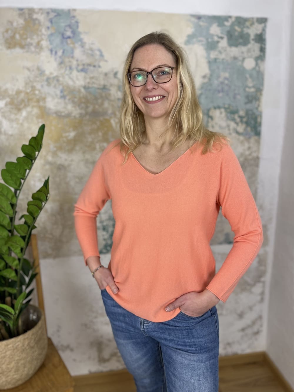 Pullover mit V-Ausschnitt und Langarm