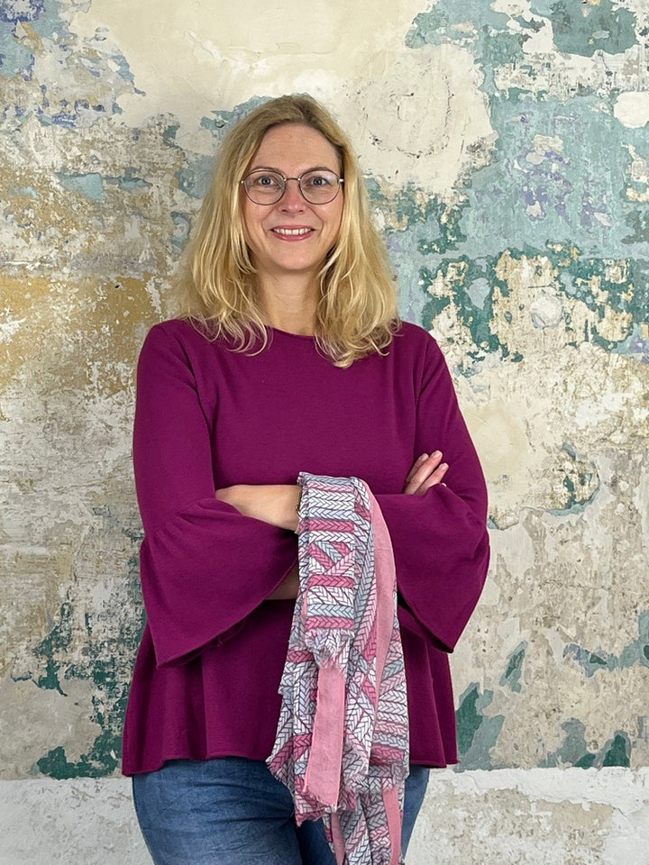Pullover in A-Form mit Trompetenärmeln