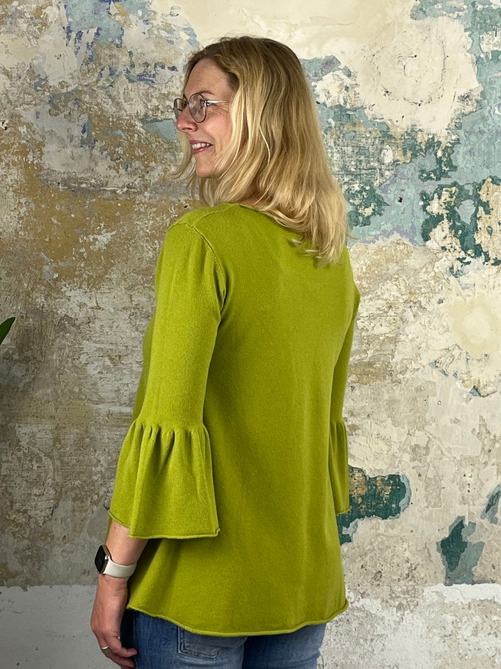 Pullover in A-Form mit Trompetenärmeln