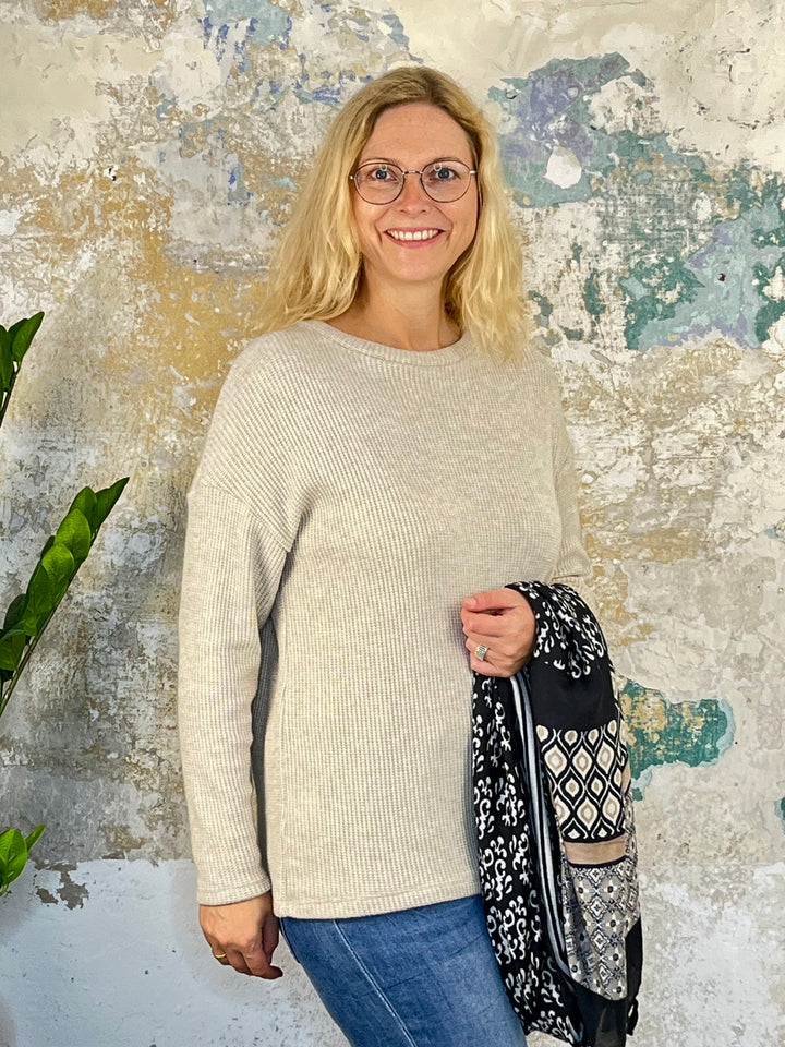 Rippenpulli mit Rundhals