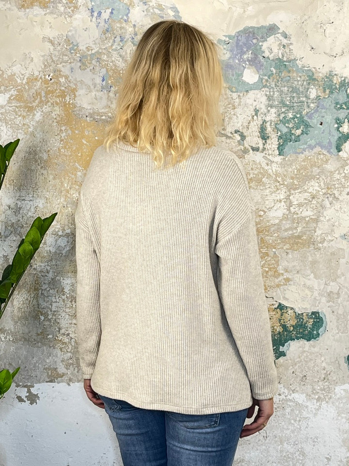 Rippenpulli mit Rundhals