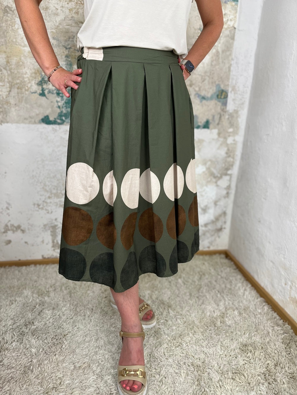 Rock mit Punktemuster, khaki
