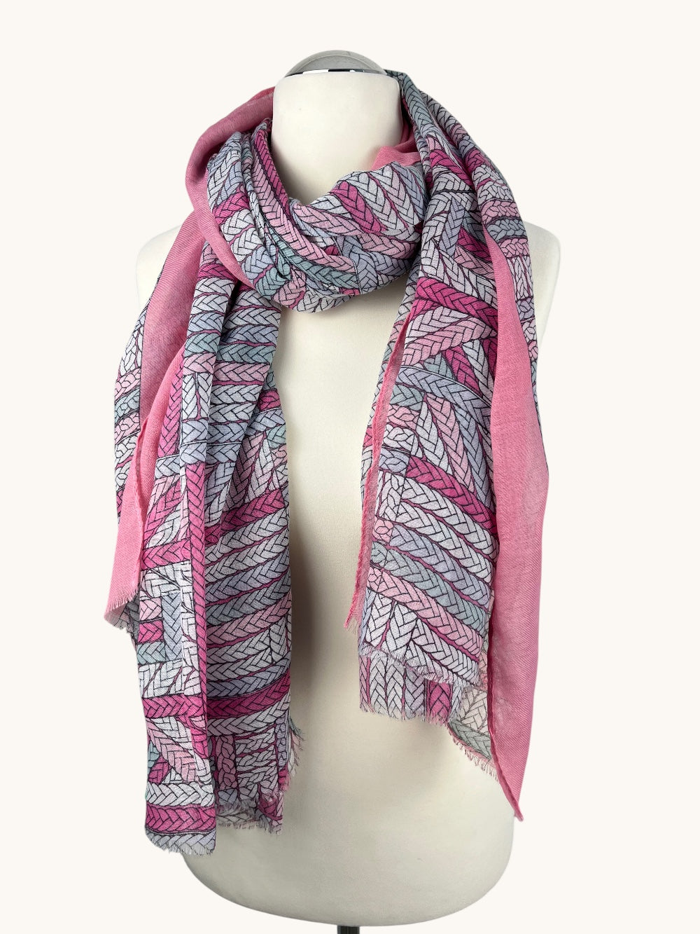 Leichter Schal aus Viskose, Flechtoptik von Bella Vita - Mode & Lifestyle