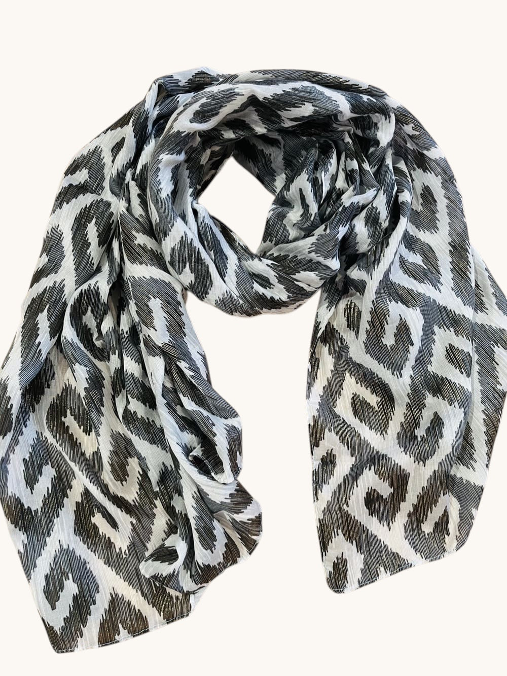 Leichter Schal aus Viskose, grafisch mit Glanzfaden von Bella Vita - Mode & Lifestyle