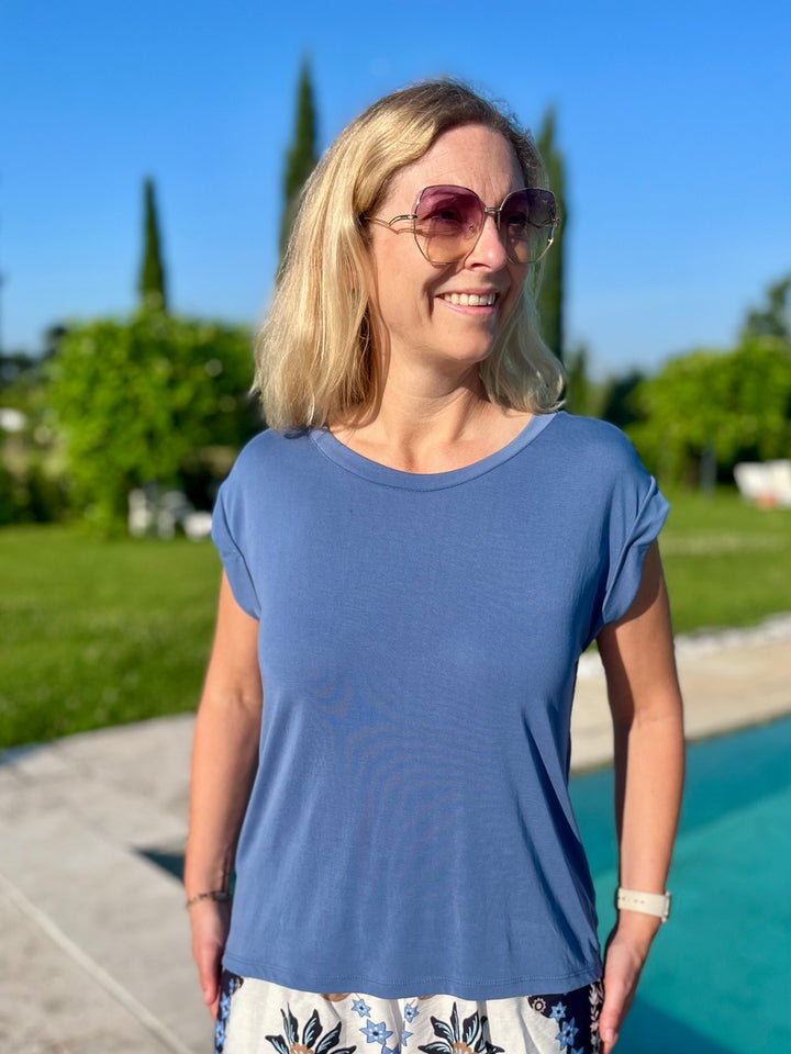 Basicshirt mit überschnittenem Arm