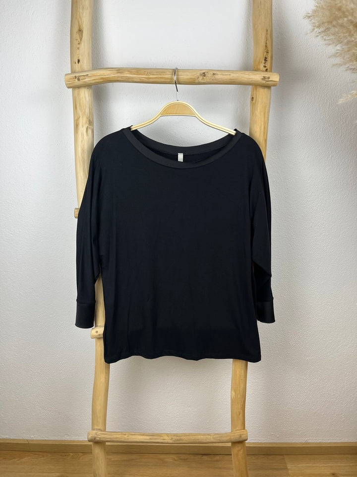 Shirt mit Satinblenden und Fledermausärmeln