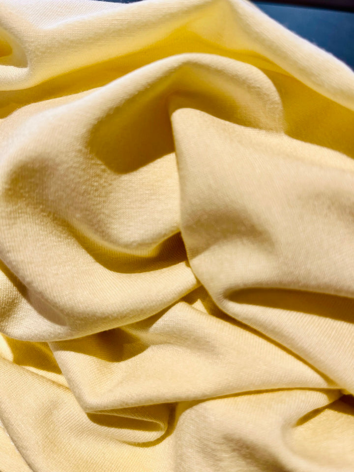 Shirt mit Satinblende und Fledermausarm