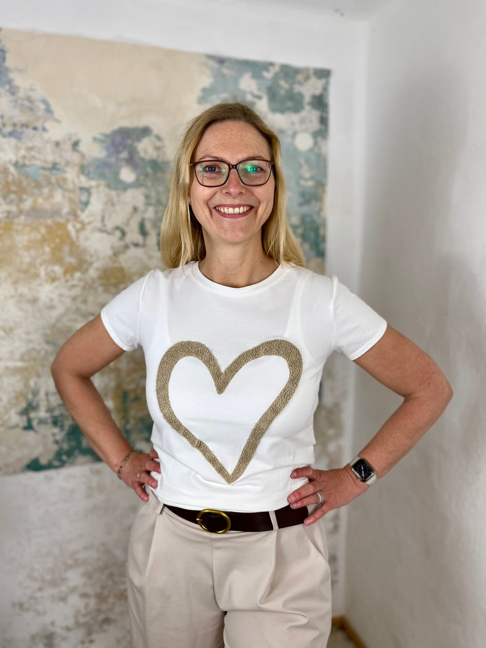 T-Shirt mit Herzapplikation