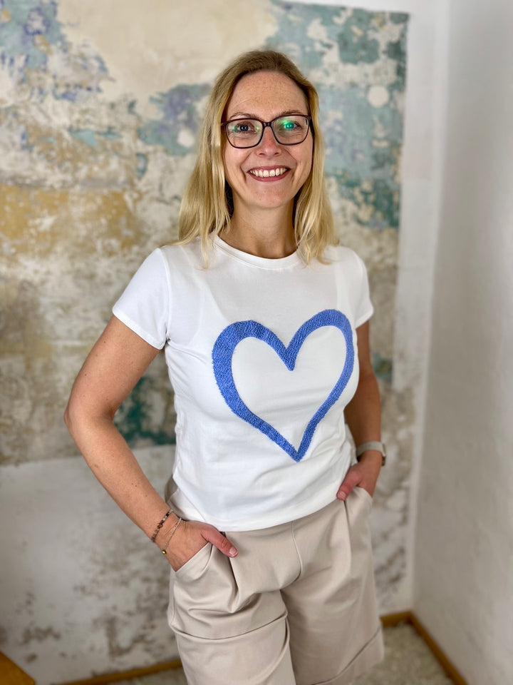 T-Shirt mit Herzapplikation