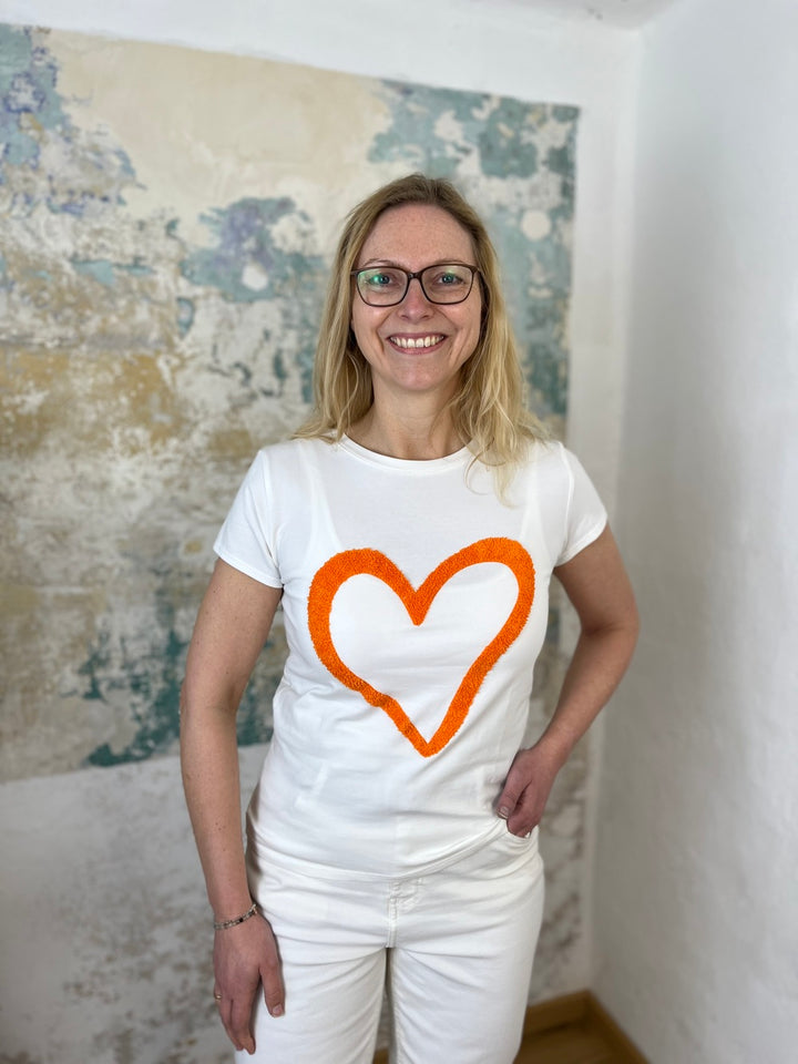 T-Shirt mit Herzapplikation
