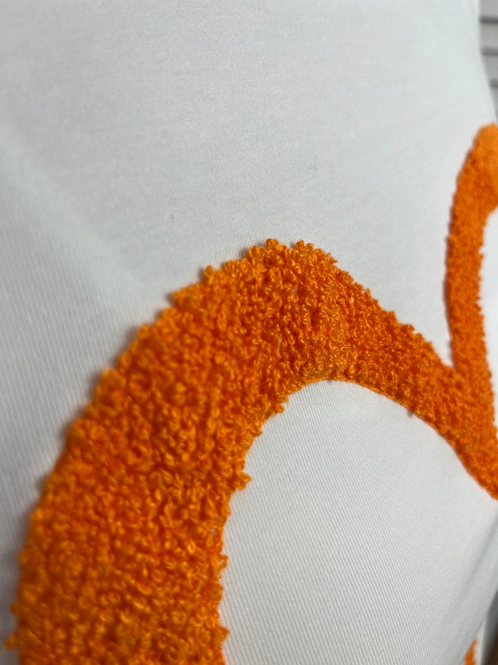 T-Shirt mit Herzapplikation