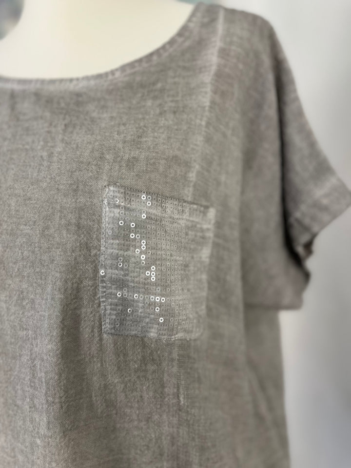 Oversize-Blusenshirt mit Paillettentasche
