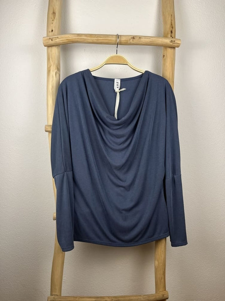 Shirt mit Wasserfallkragen und Fledermausarm