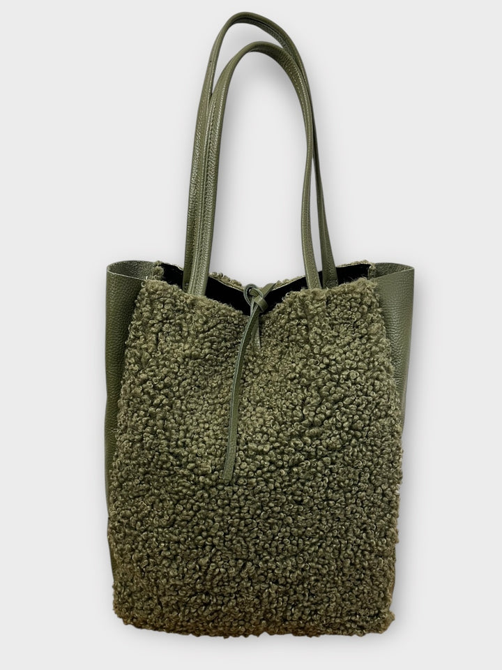 Shopper aus Echtleder mit Fellbesätzen, khaki