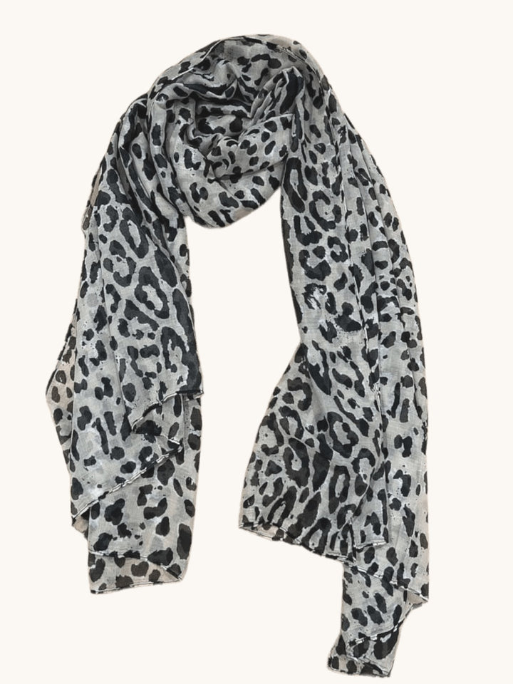 Leichter Schal aus Viskose, Animalprint von Bella Vita - Mode & Lifestyle